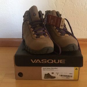 Brand New! Women’s Vasque hiking boots